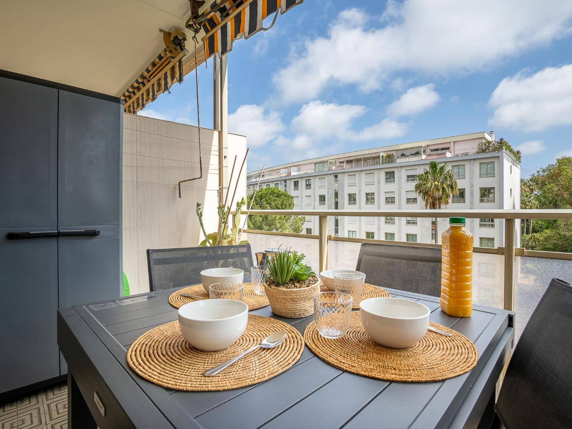 Apartment Les Aliscamps Cannes Extérieur photo